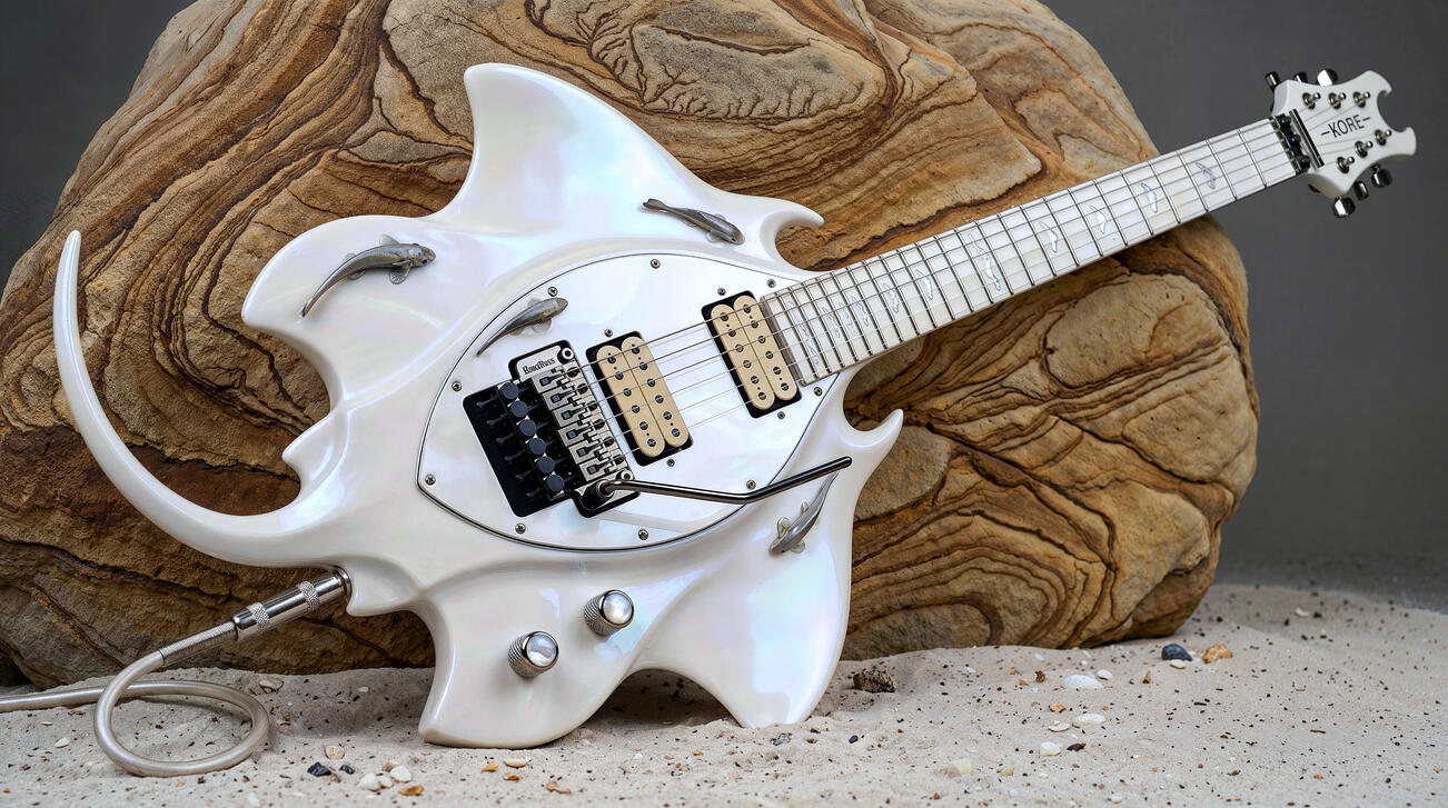 " Manta Ray " - Dive into the Deep -